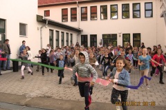 A napközi műfüves udvarának átadása