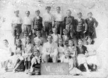 1950-ben végzettek 7.esként Vági Gyula osztályfőnökkel